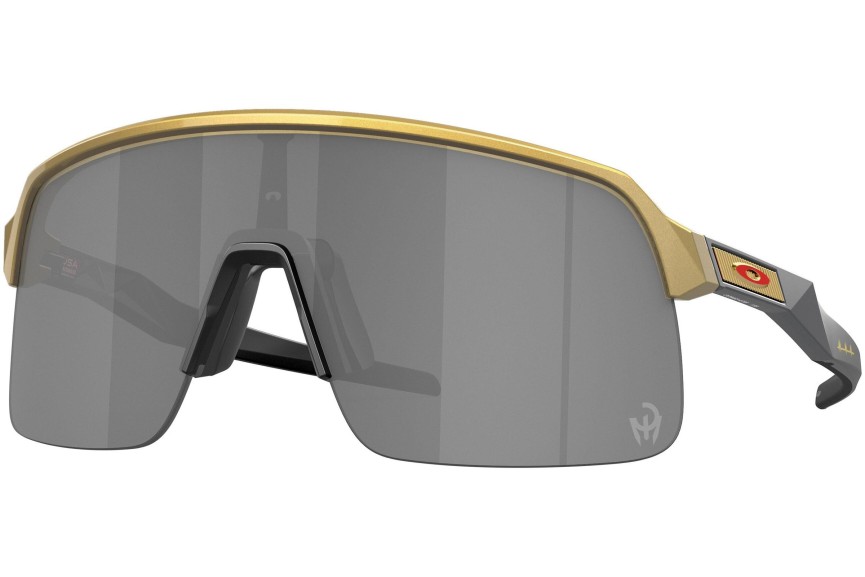 Solglasögon Oakley Sutro Lite Patrick Mahomes II Collection OO9463-47 Enkel Lins | Shield Guld